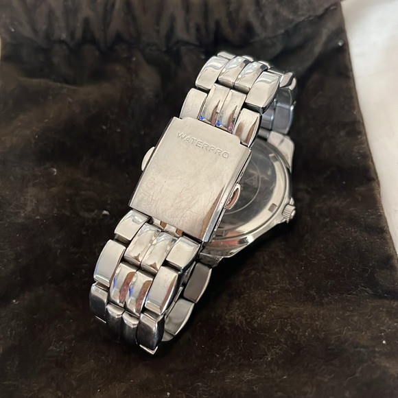 Guess stainless steel waterpro watch - Picture 4 of 5